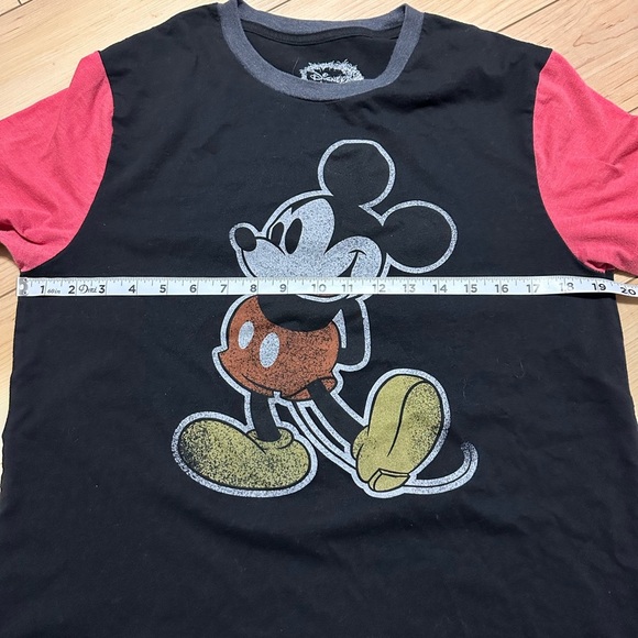 Disney Mickey Mouse Short Sleeve Tee Black and Red - Picture 4 of 5